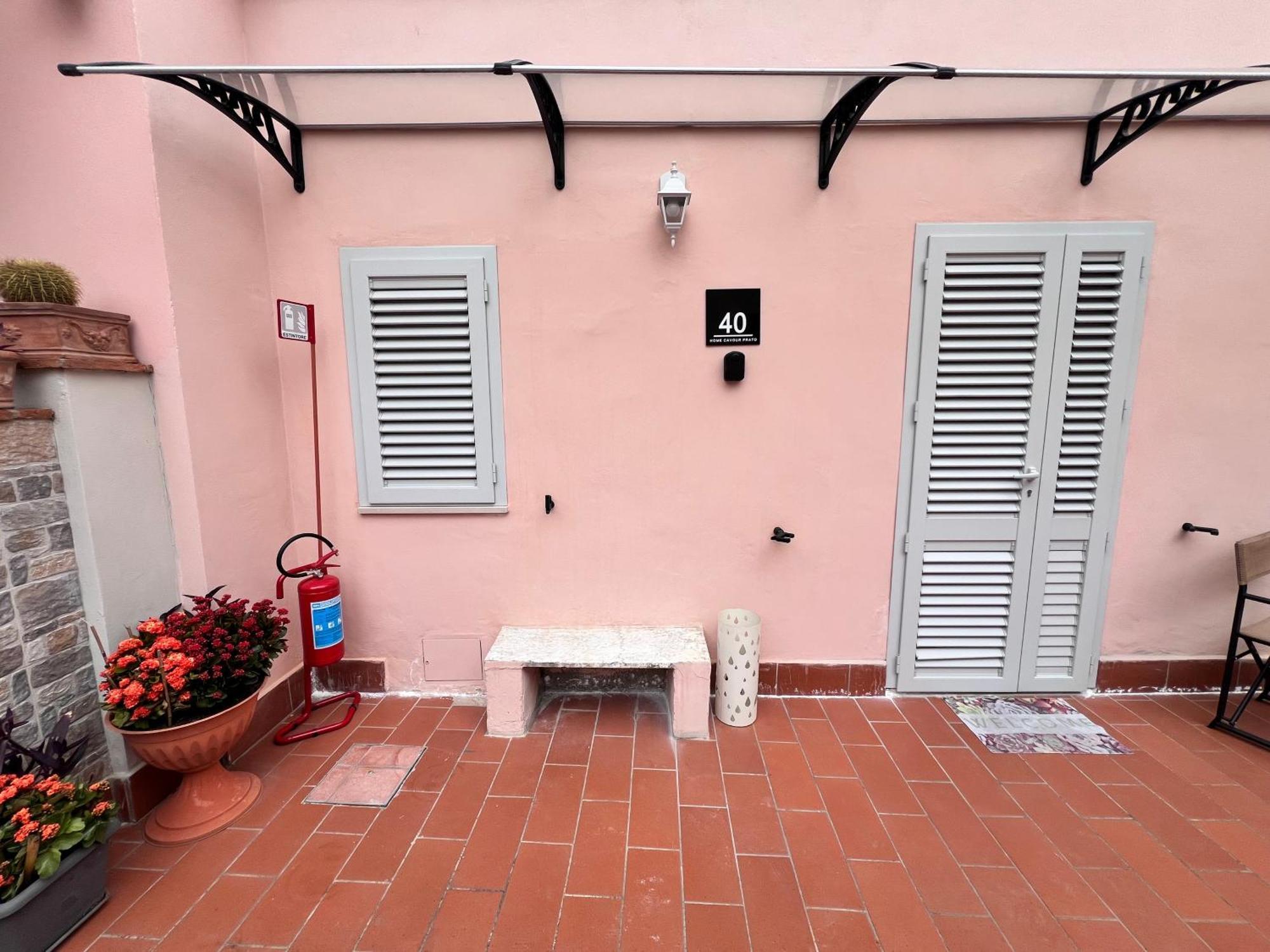Home Cavour Prato Prato  Zewnętrze zdjęcie